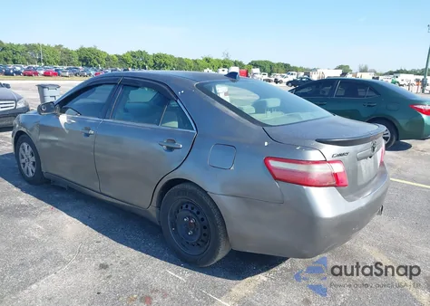 2008 Toyota Camry z USA, uszkodzony, nr VIN 4T1BE46K88U204894